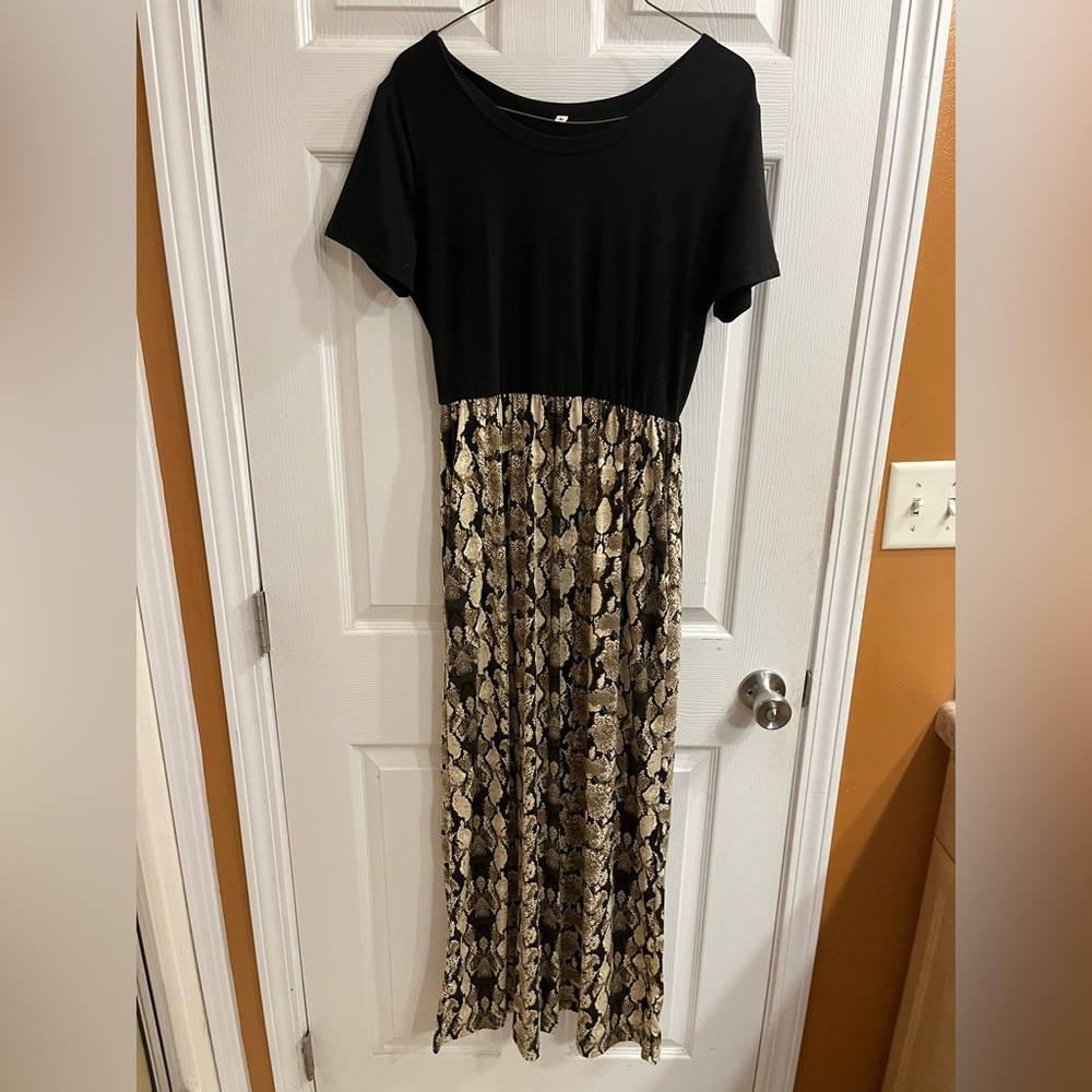 AUSELILY maxi dress-BRAND NEW